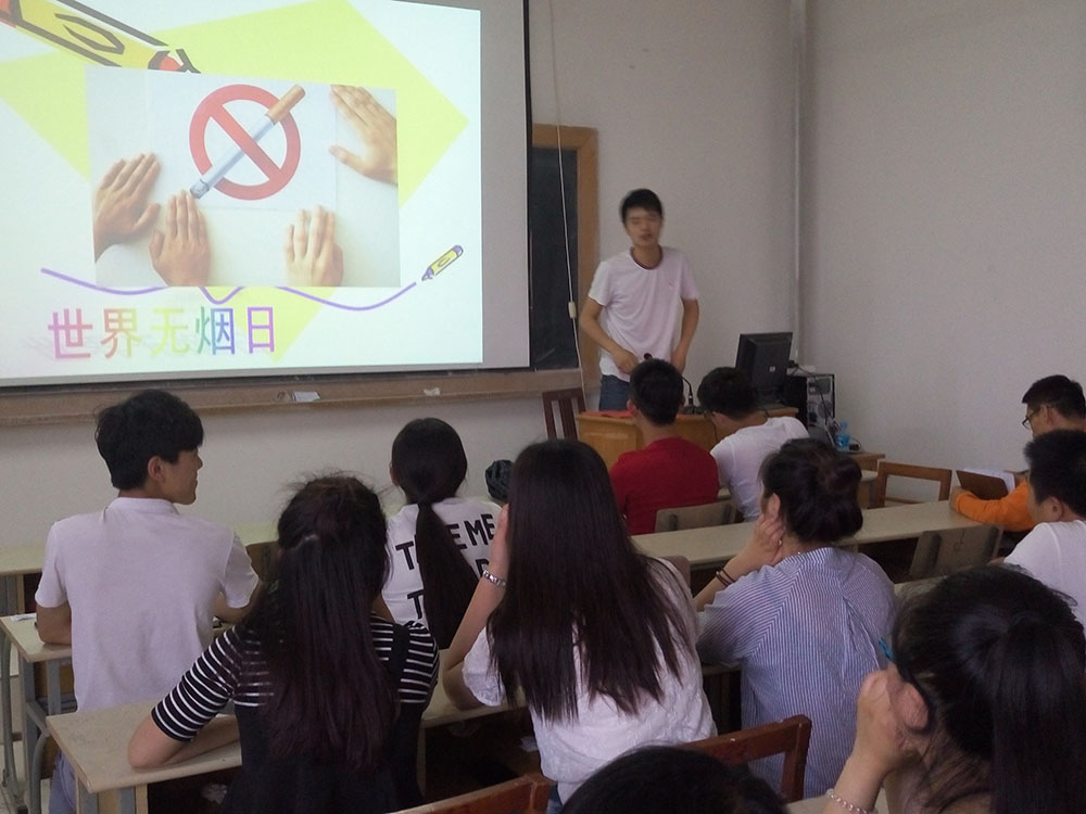 日出水了啊快点使劲动态图