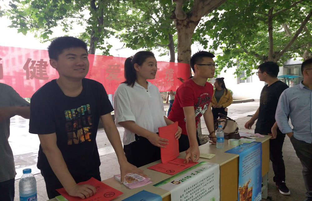 日出水了啊快点使劲动态图