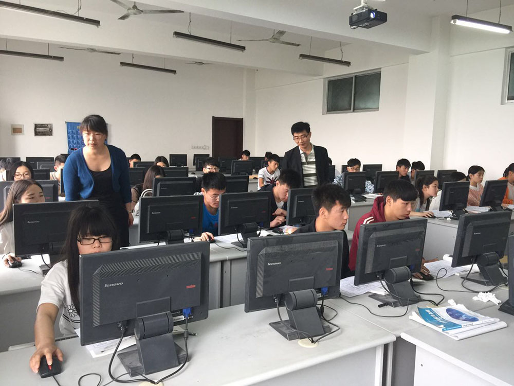 日出水了啊快点使劲动态图