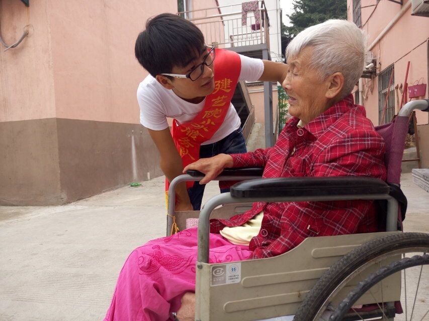 日出水了啊快点使劲动态图