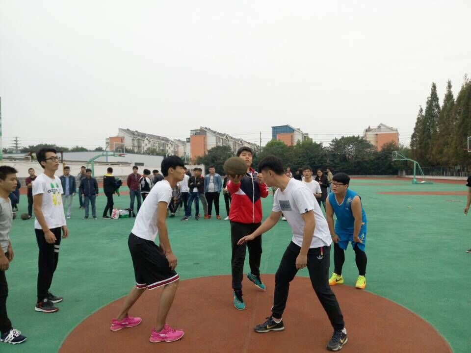 日出水了啊快点使劲动态图