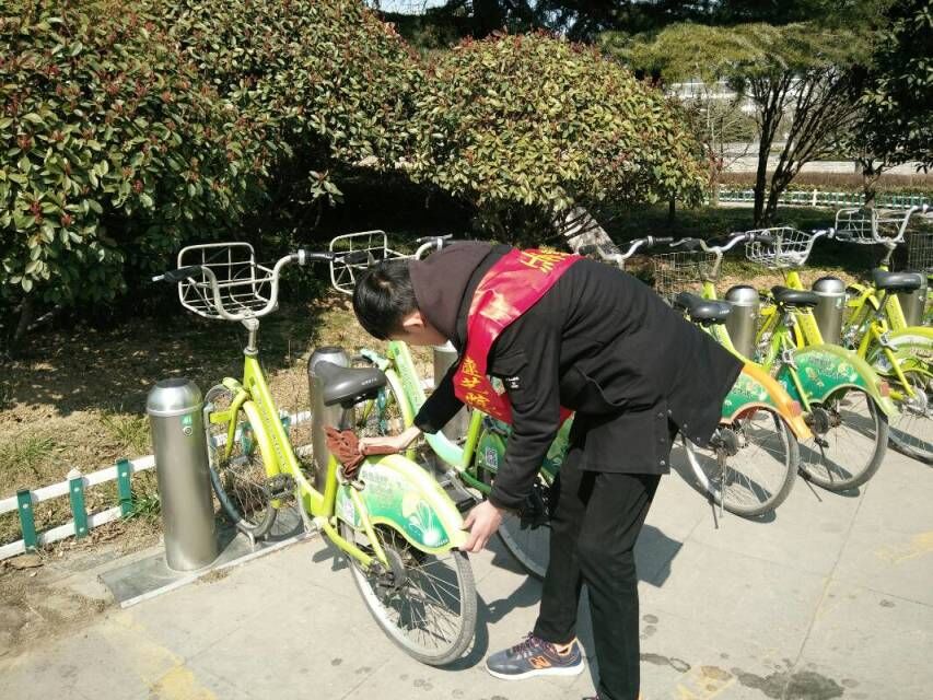 日出水了啊快点使劲动态图