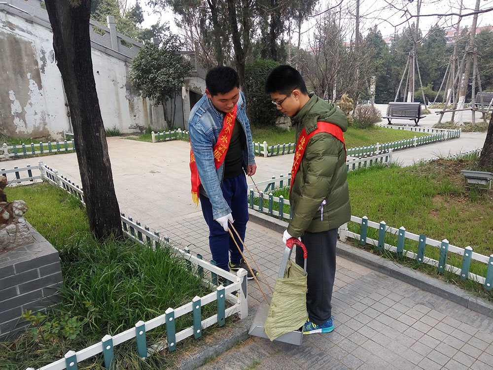 日出水了啊快点使劲动态图