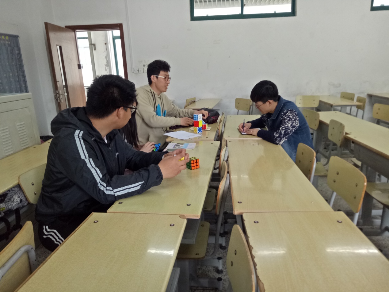 日出水了啊快点使劲动态图