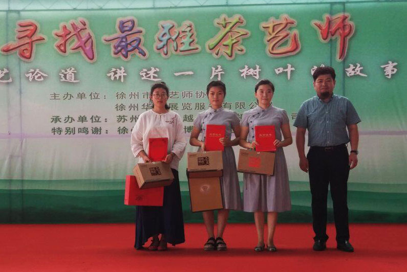 日出水了啊快点使劲动态图