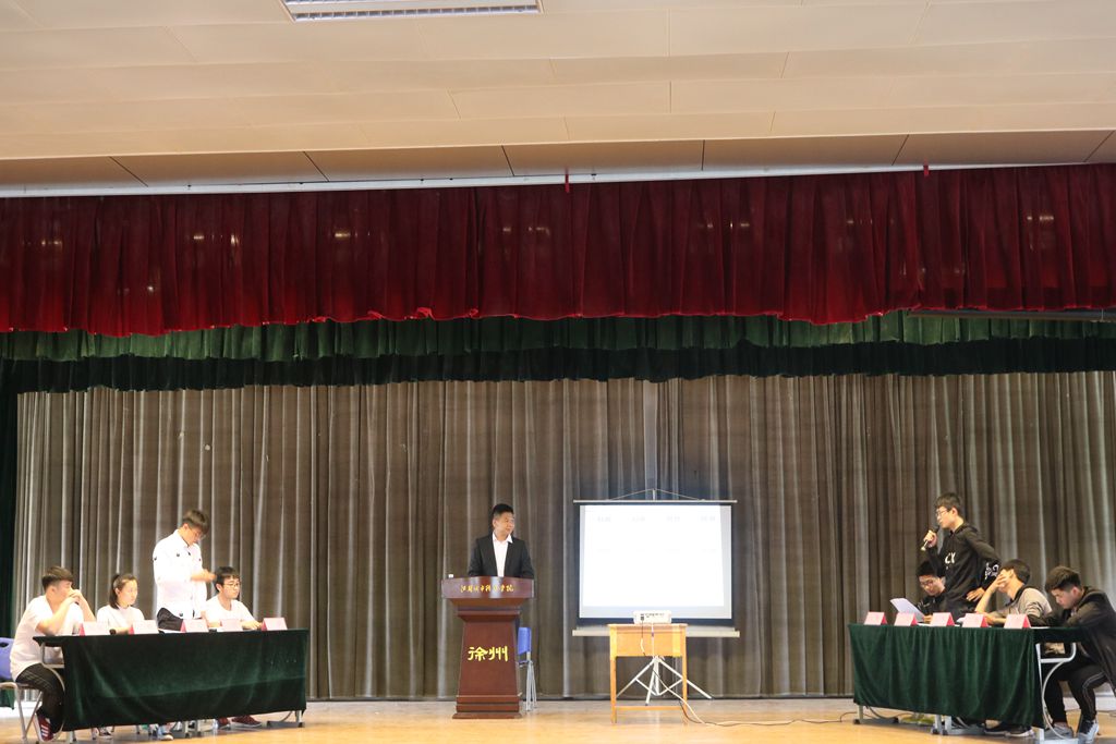 日出水了啊快点使劲动态图