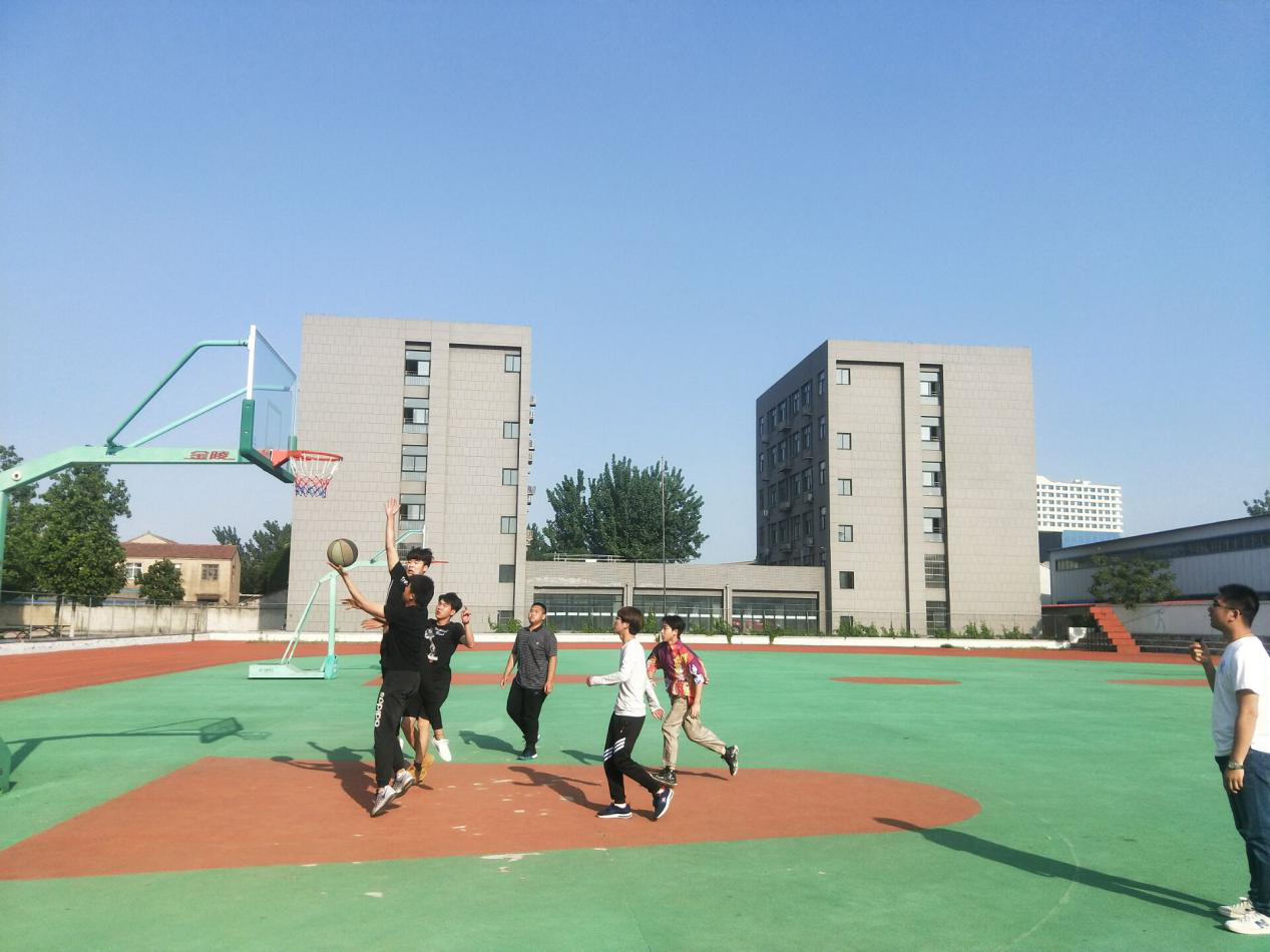 日出水了啊快点使劲动态图