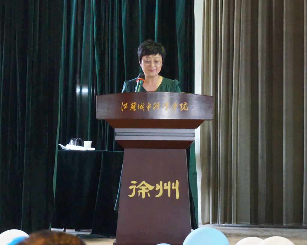 日出水了啊快点使劲动态图