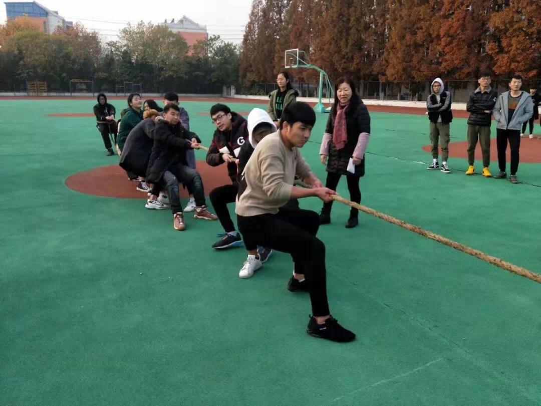 日出水了啊快点使劲动态图