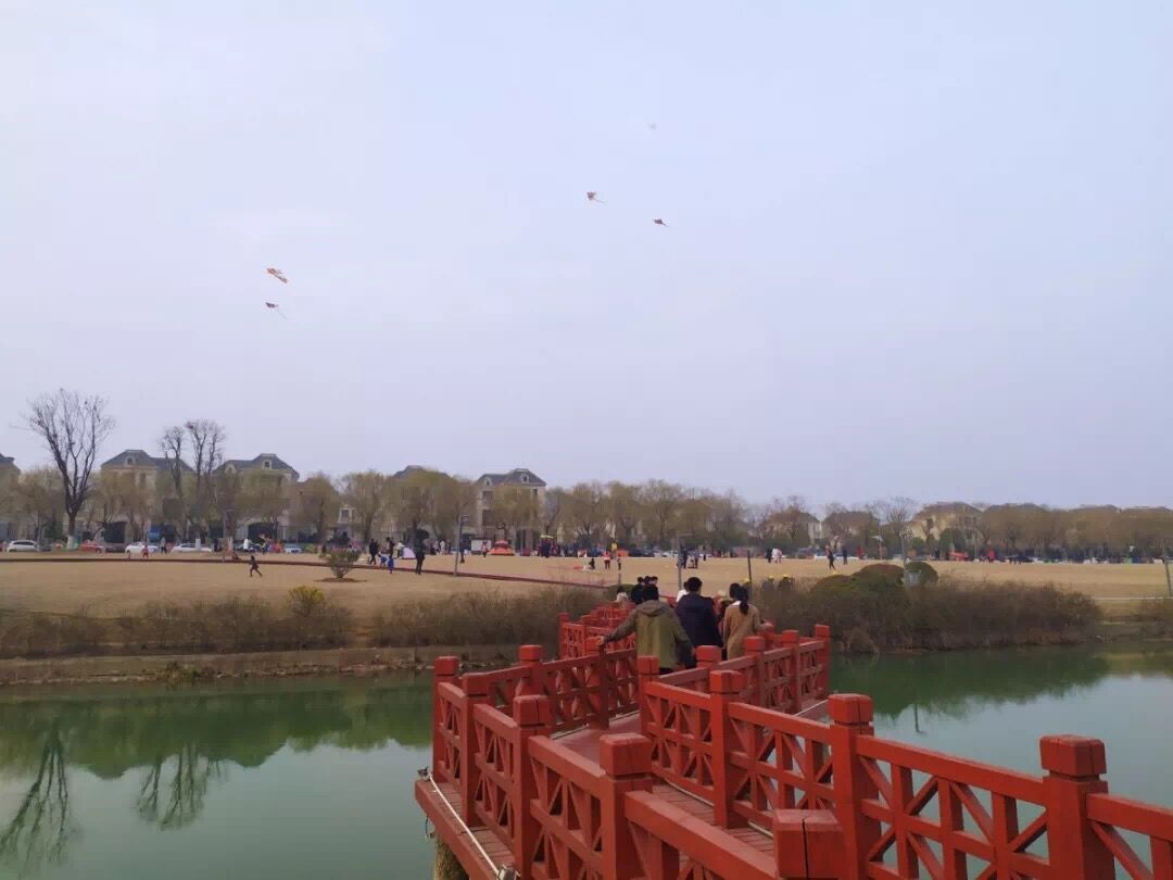 日出水了啊快点使劲动态图