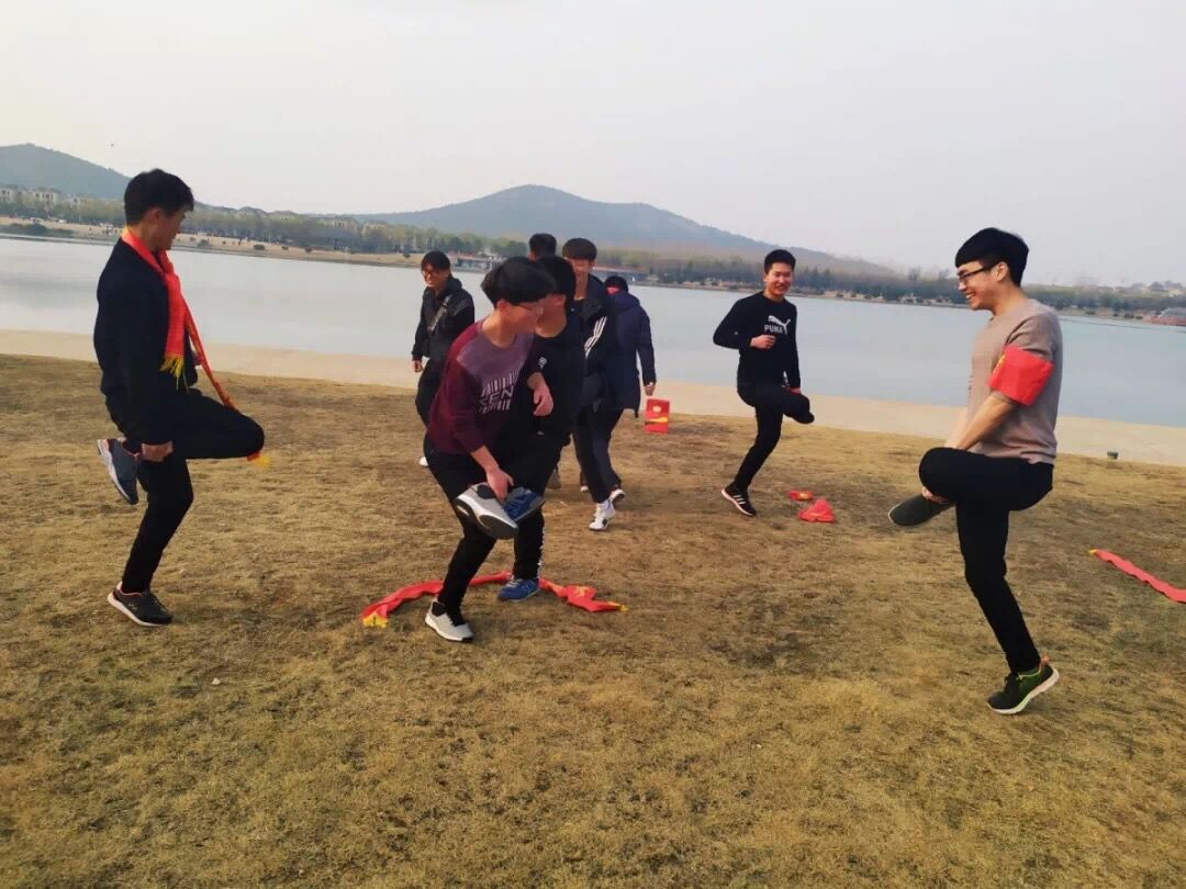 日出水了啊快点使劲动态图