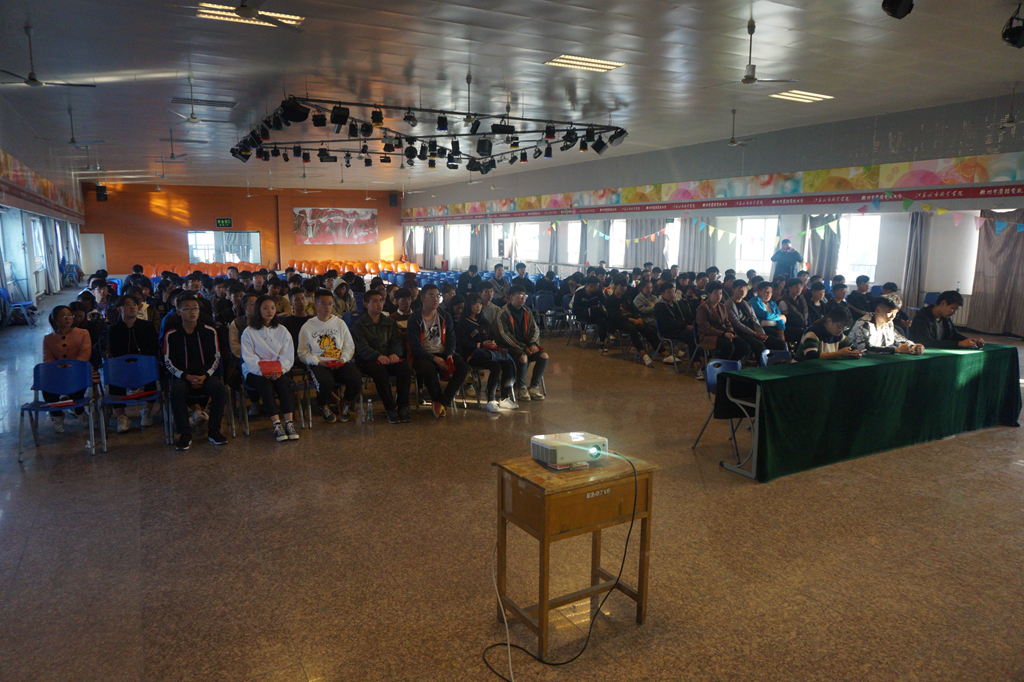 日出水了啊快点使劲动态图