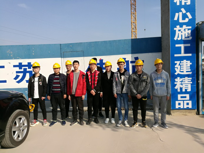 日出水了啊快点使劲动态图