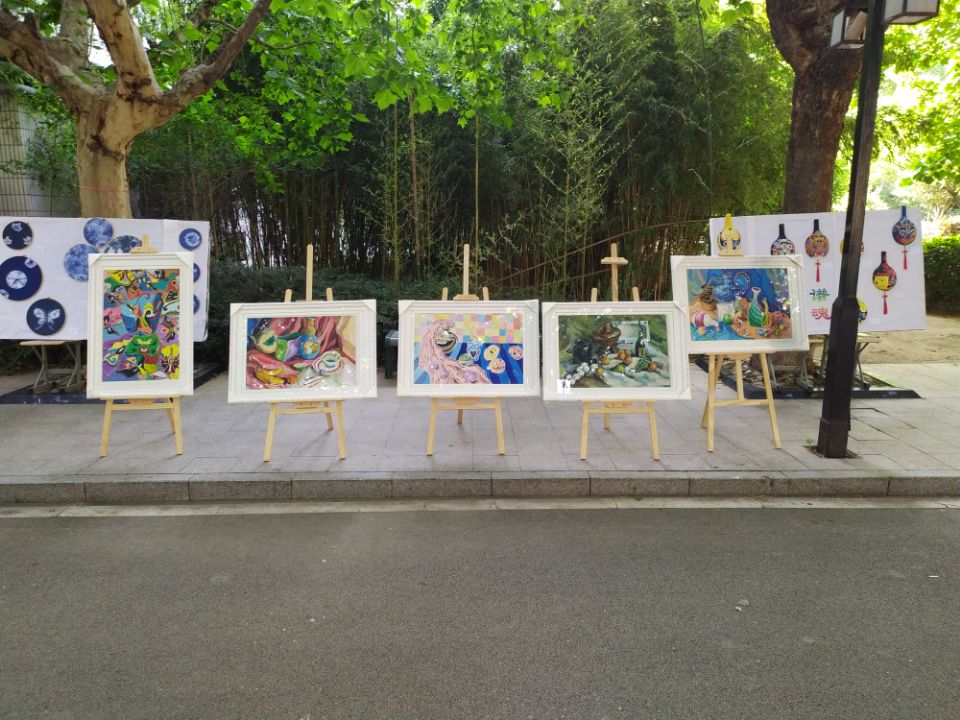 日出水了啊快点使劲动态图