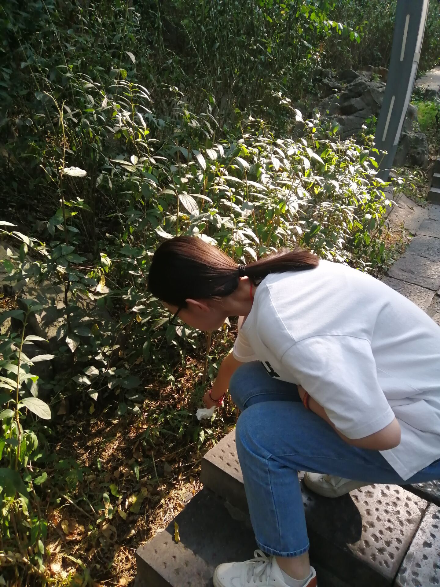 日出水了啊快点使劲动态图