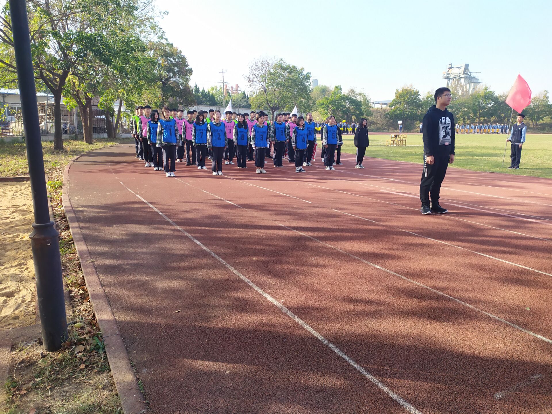 日出水了啊快点使劲动态图