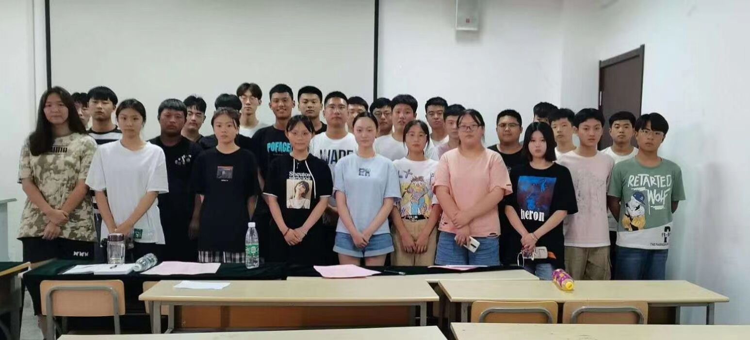 日出水了啊快点使劲动态图