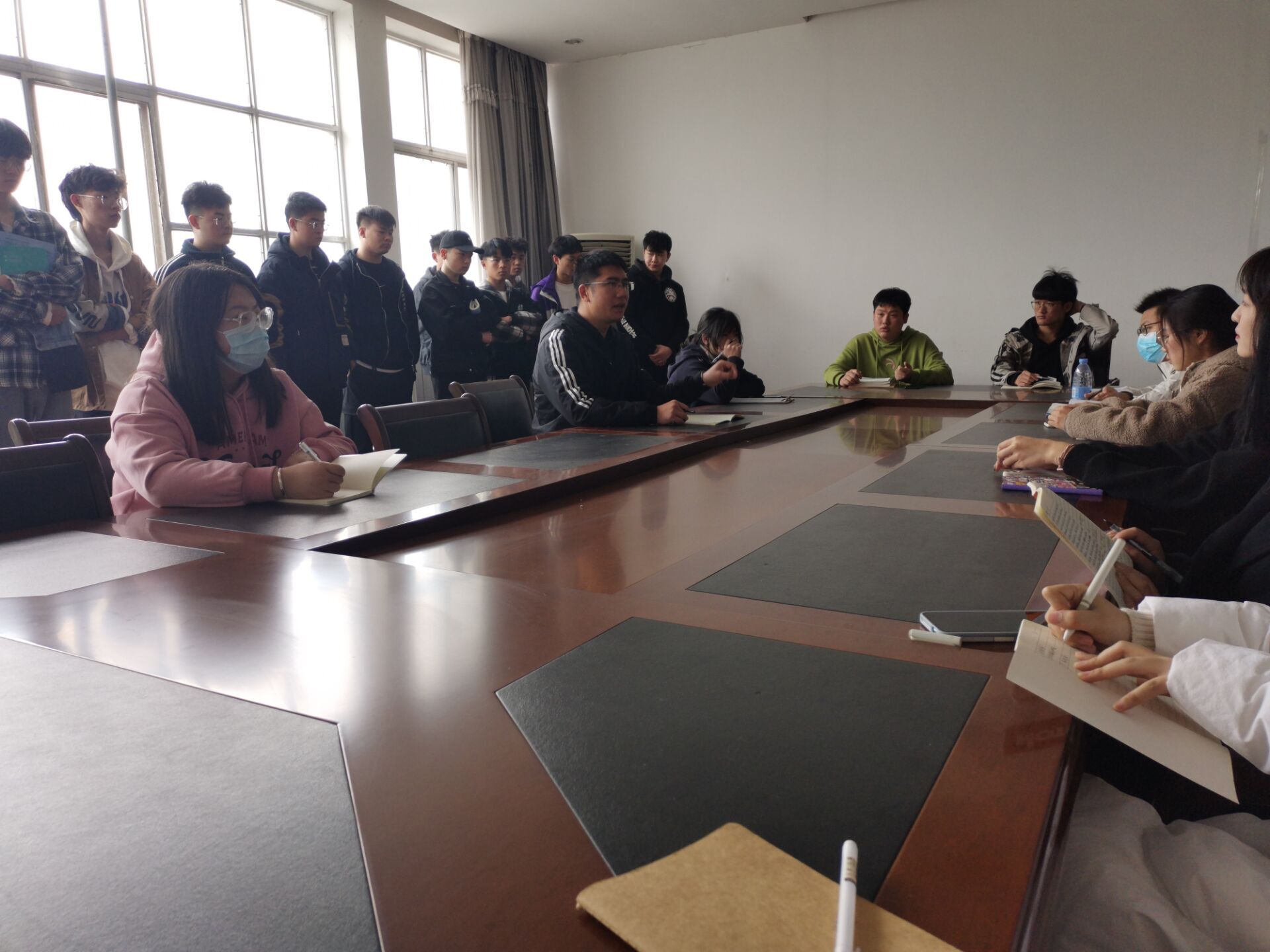 日出水了啊快点使劲动态图