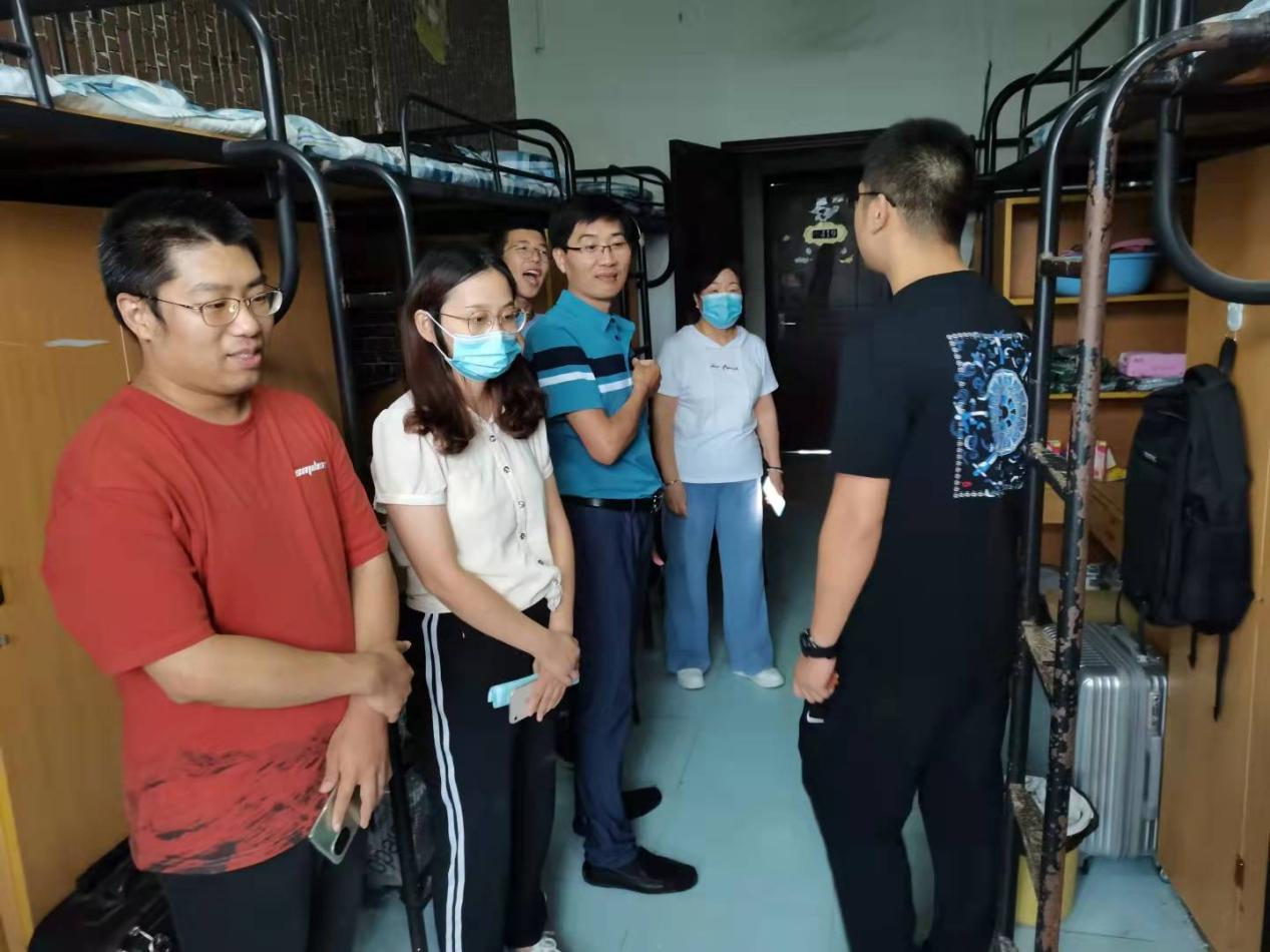 日出水了啊快点使劲动态图