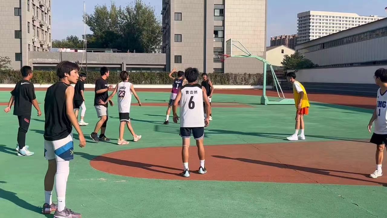 日出水了啊快点使劲动态图