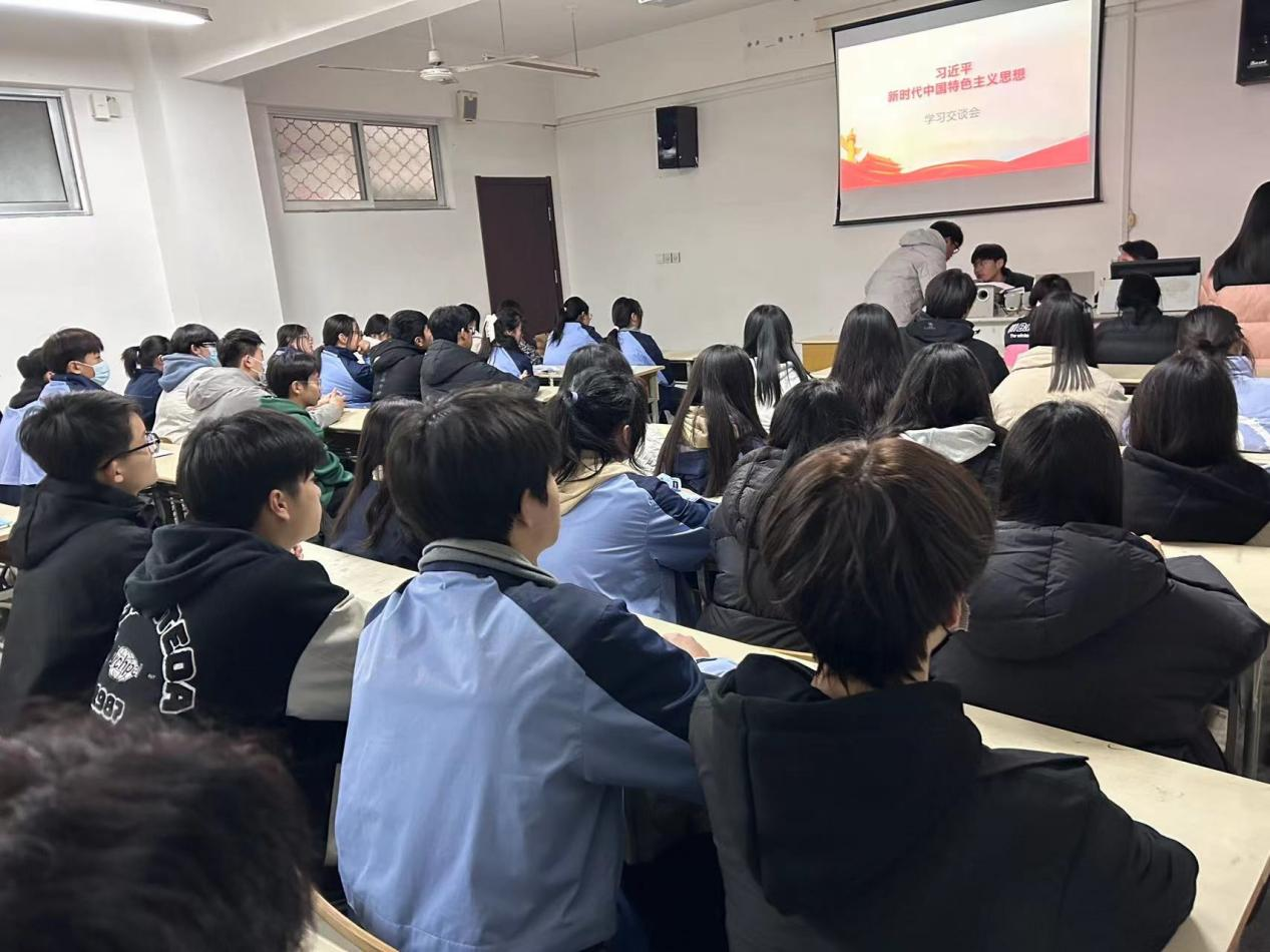 日出水了啊快点使劲动态图