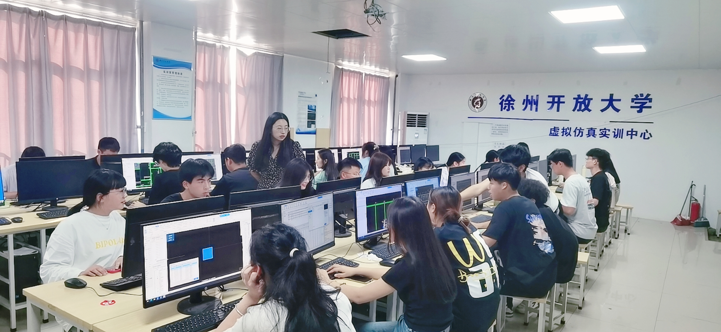 日出水了啊快点使劲动态图