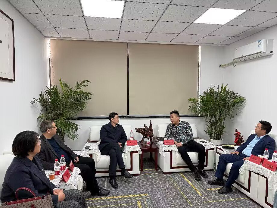 日出水了啊快点使劲动态图