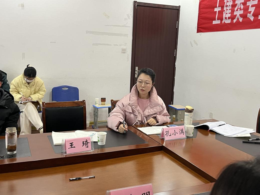 日出水了啊快点使劲动态图