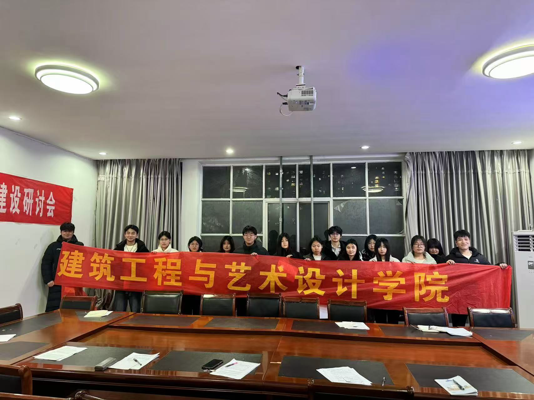 日出水了啊快点使劲动态图