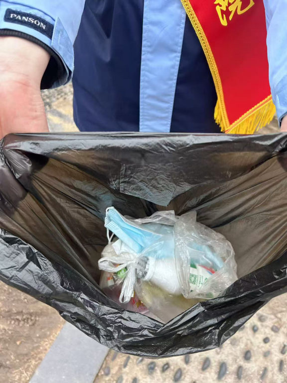 日出水了啊快点使劲动态图