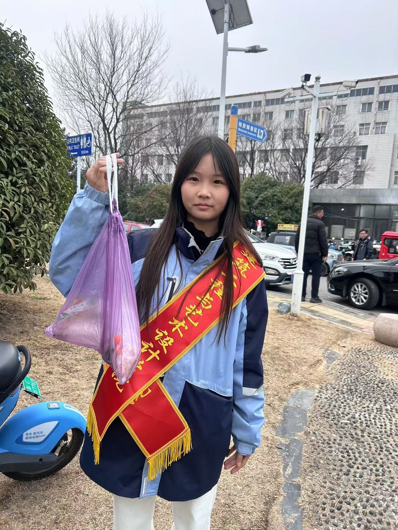 日出水了啊快点使劲动态图