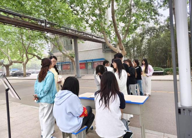 日出水了啊快点使劲动态图