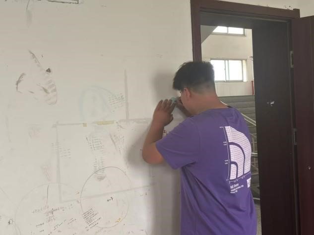 日出水了啊快点使劲动态图