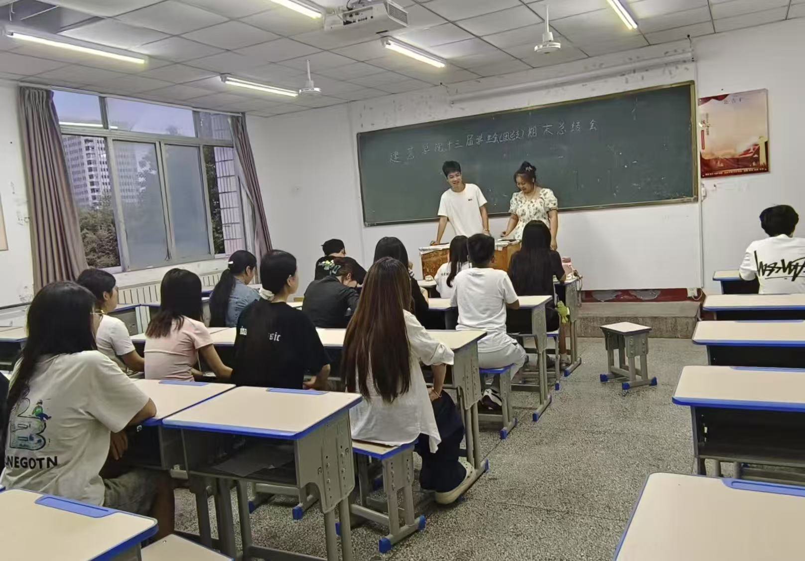 日出水了啊快点使劲动态图