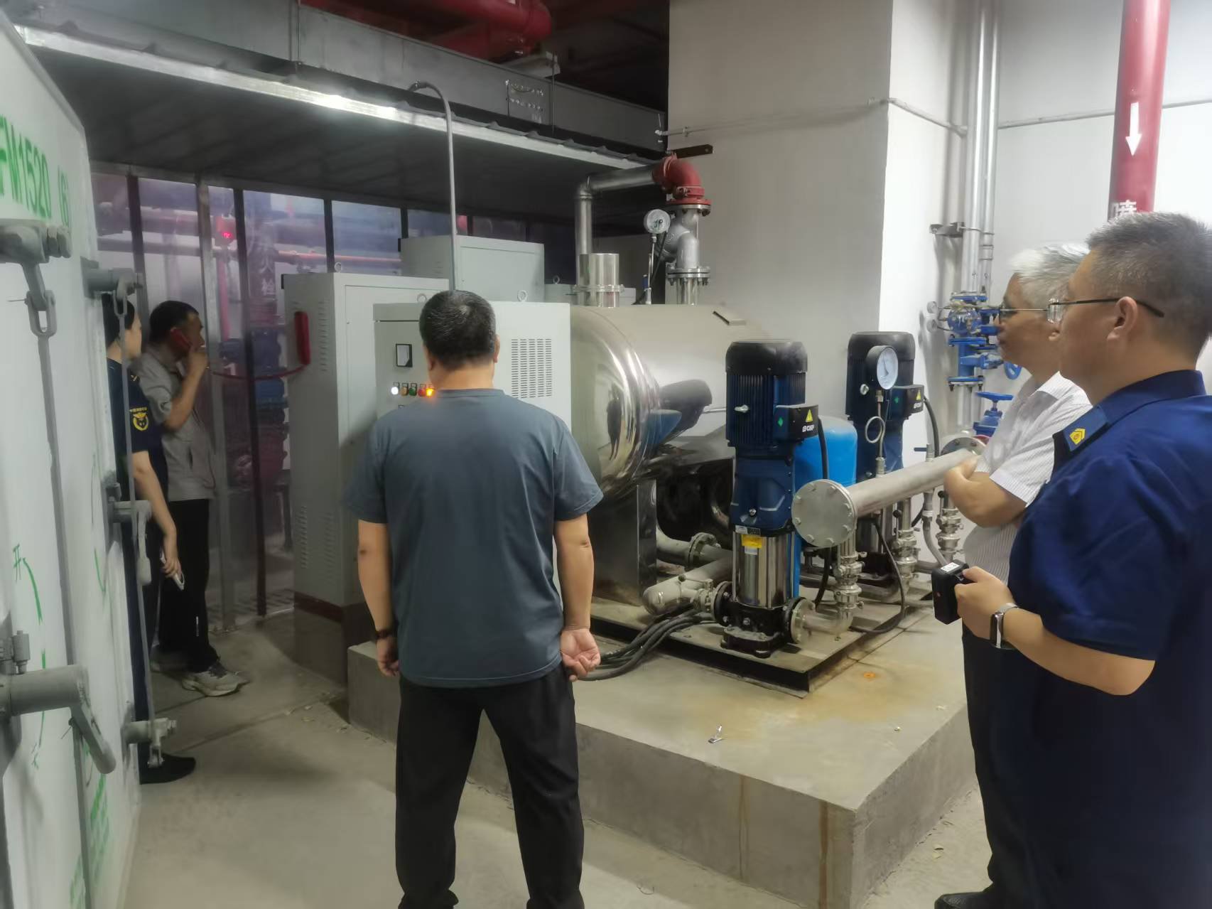 日出水了啊快点使劲动态图