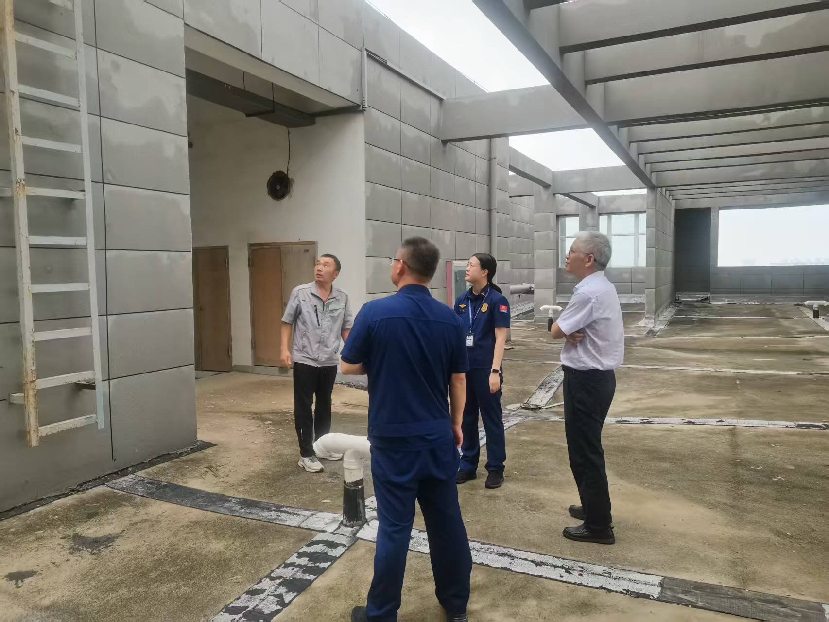 日出水了啊快点使劲动态图