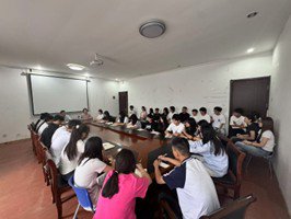 日出水了啊快点使劲动态图