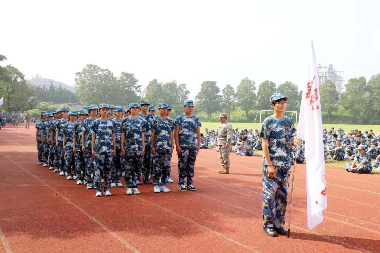 日出水了啊快点使劲动态图