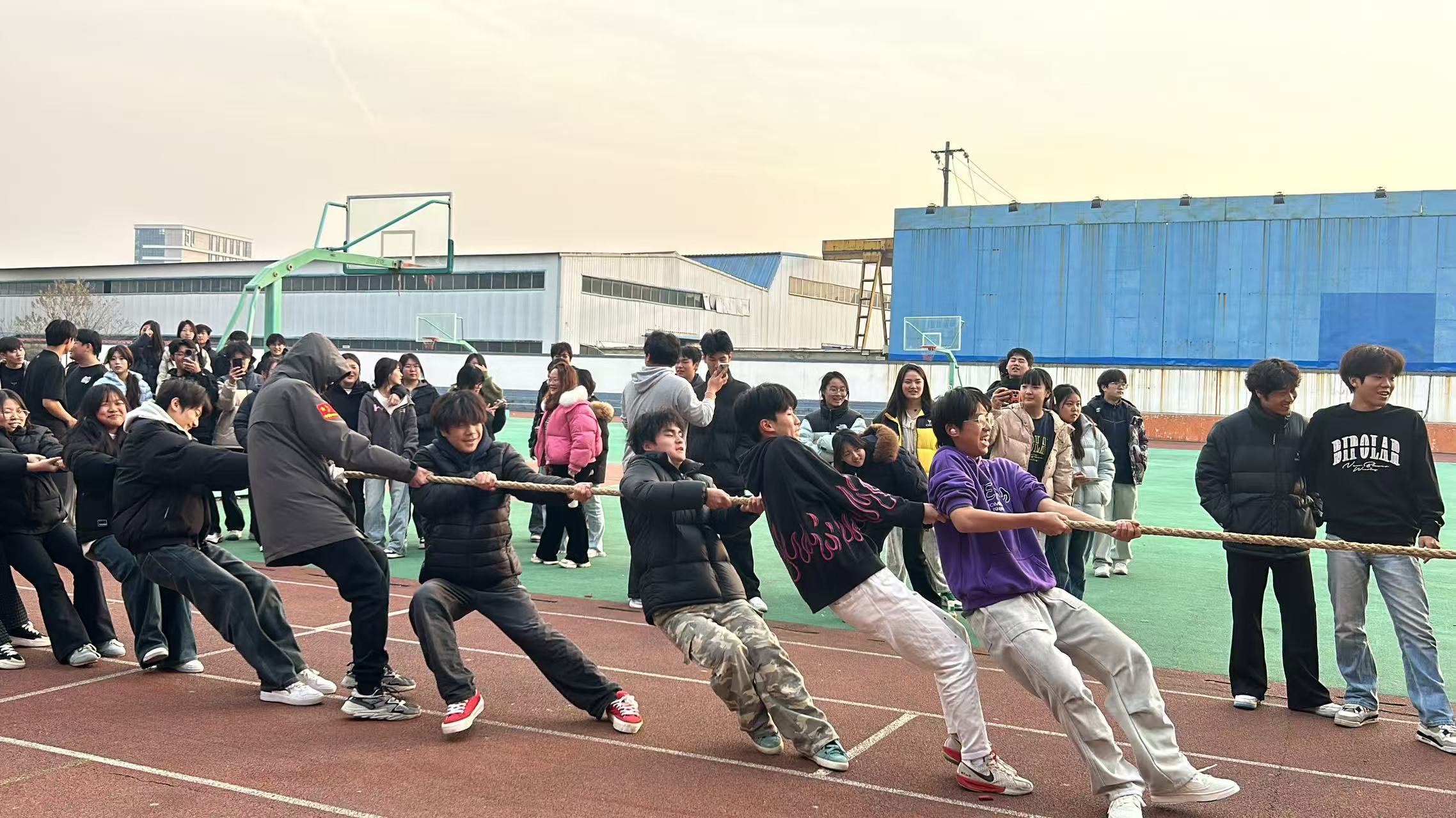 日出水了啊快点使劲动态图