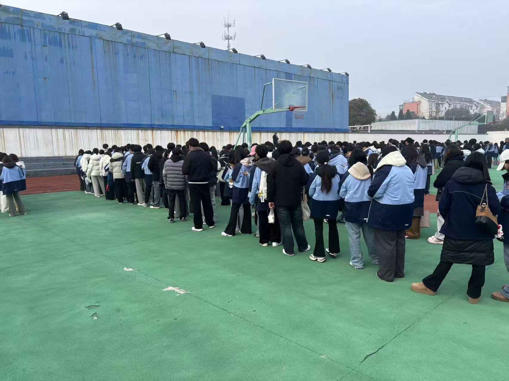 日出水了啊快点使劲动态图