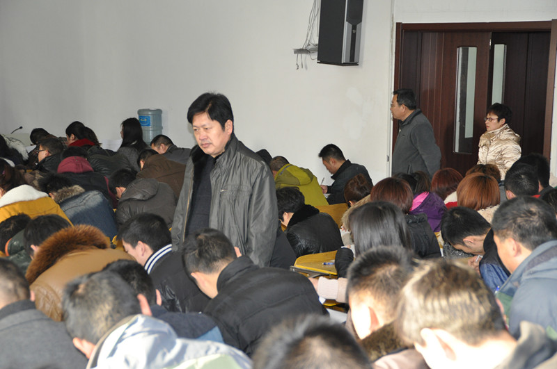 日出水了啊快点使劲动态图