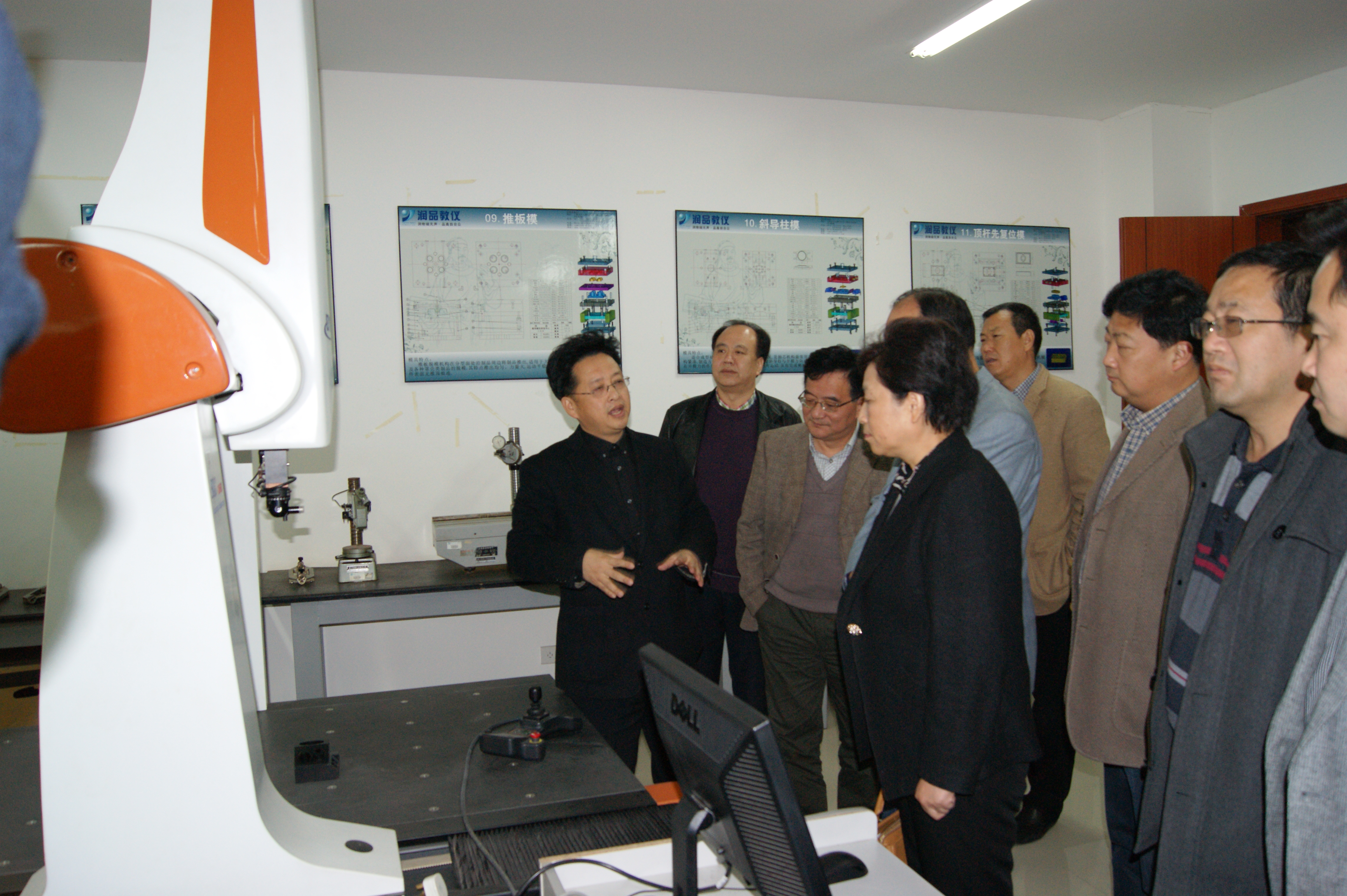 日出水了啊快点使劲动态图