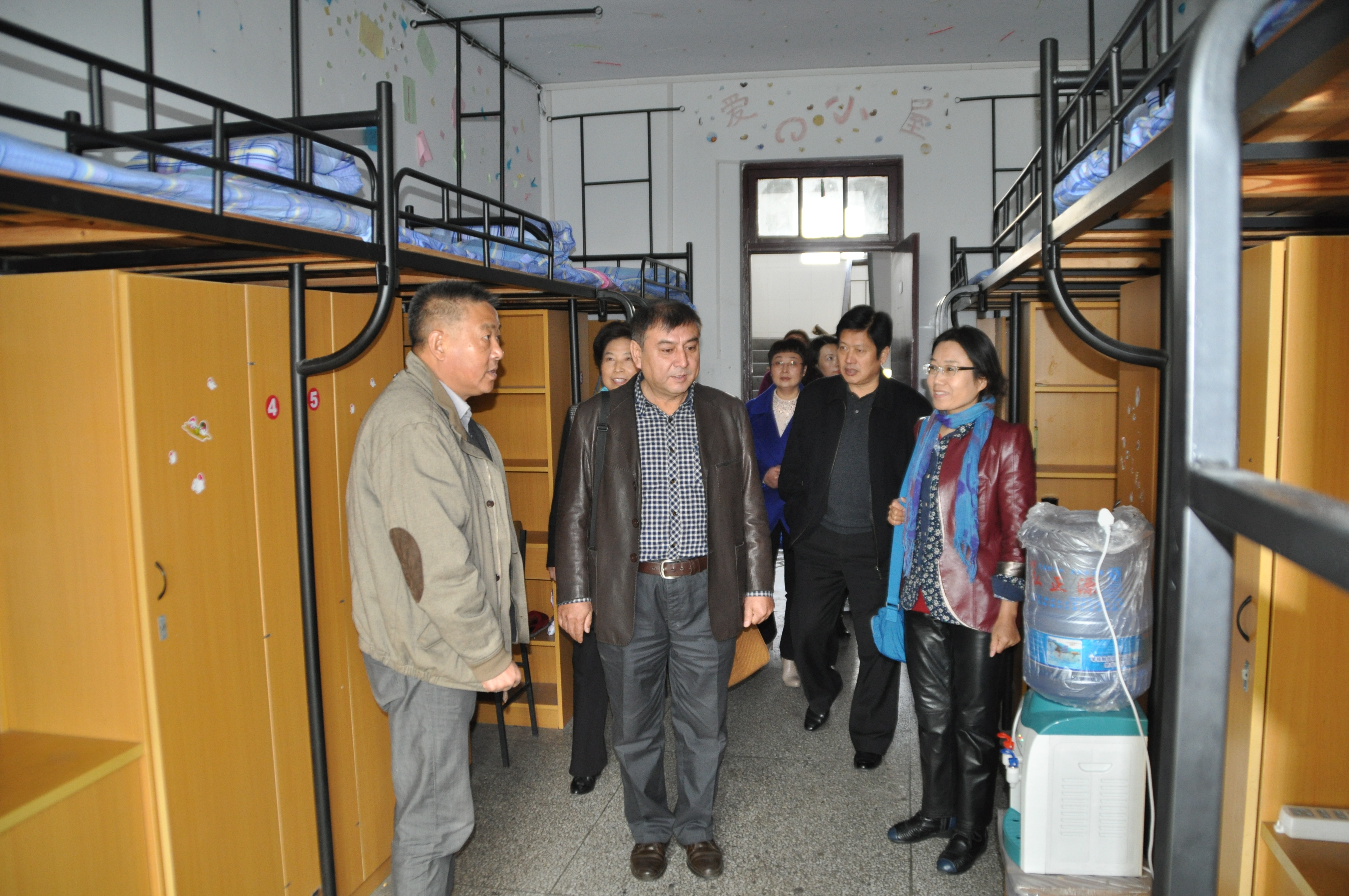 日出水了啊快点使劲动态图