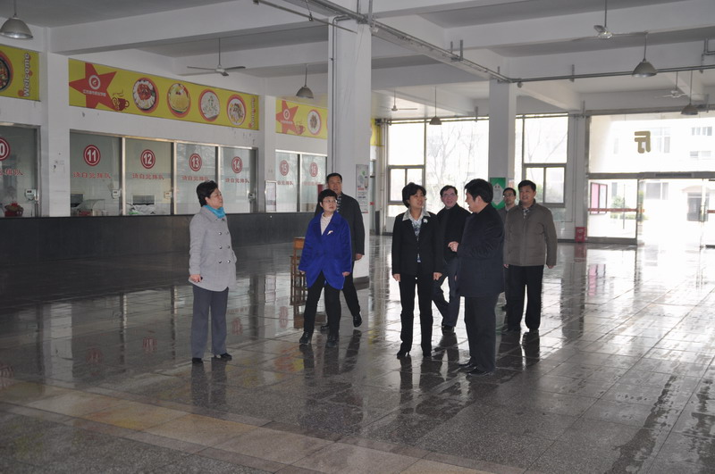 日出水了啊快点使劲动态图