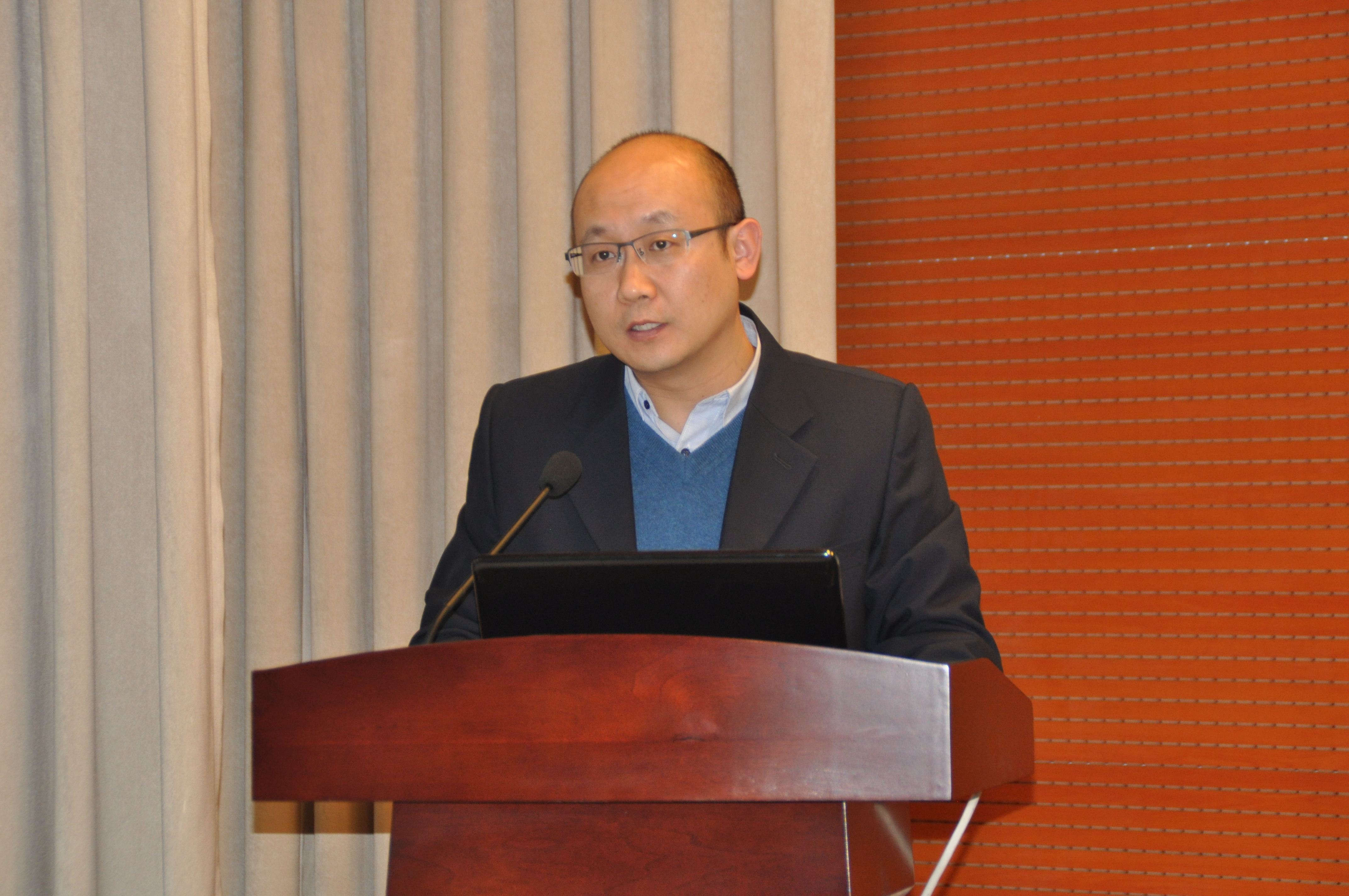 日出水了啊快点使劲动态图