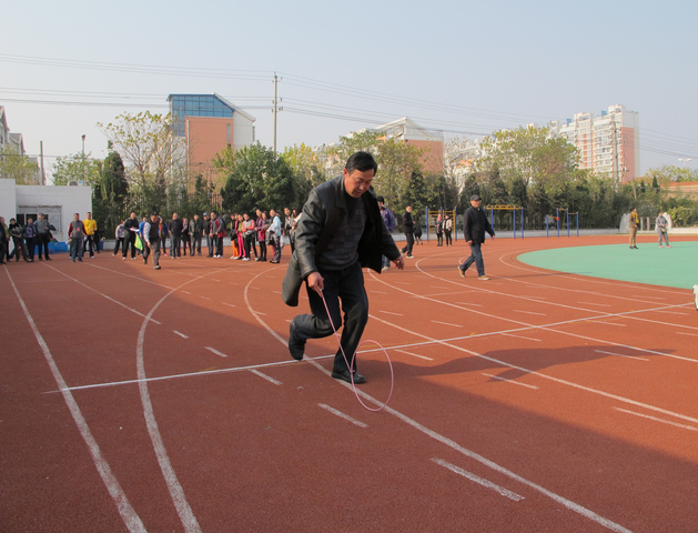 日出水了啊快点使劲动态图