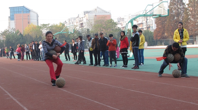 日出水了啊快点使劲动态图