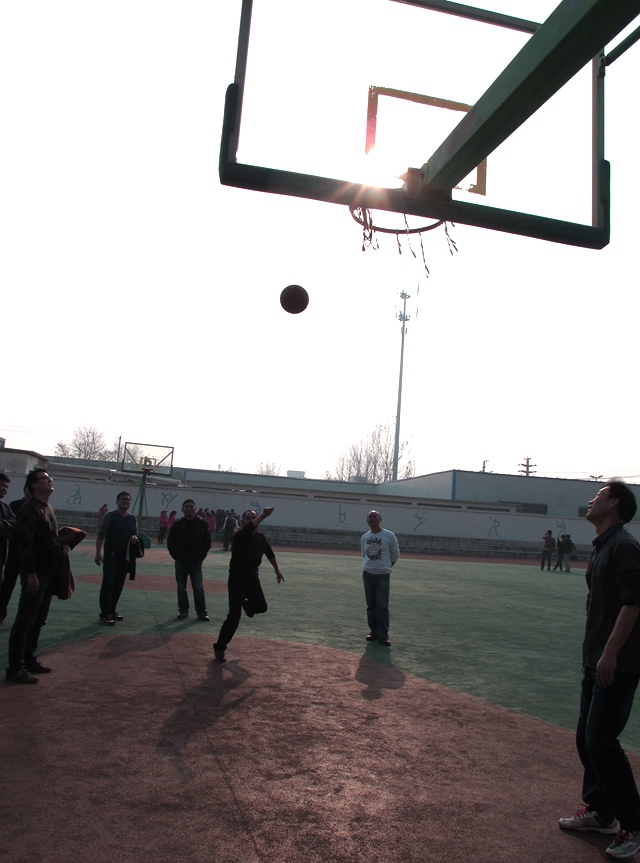 日出水了啊快点使劲动态图