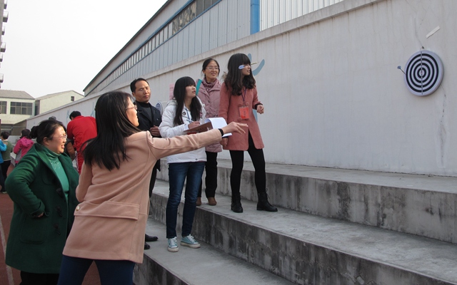 日出水了啊快点使劲动态图