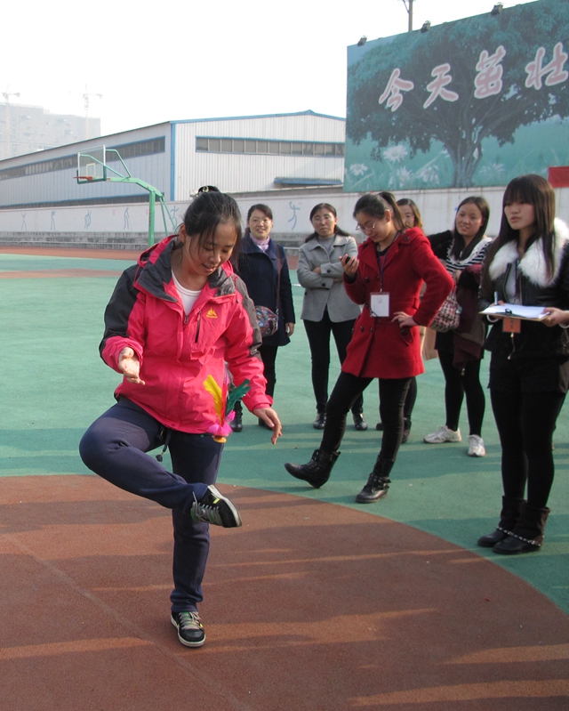 日出水了啊快点使劲动态图